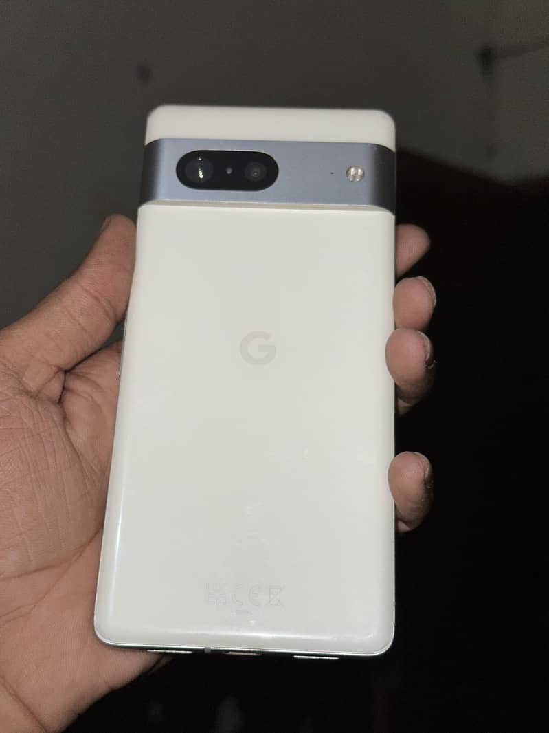 Google Pixel 7 3