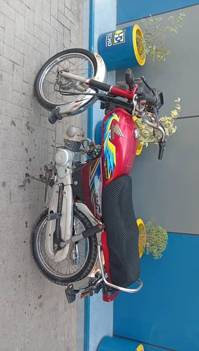 Honda cd 70 only 12 k driven