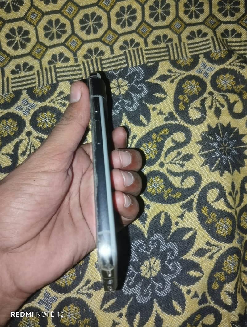 Google Pixel 8 5