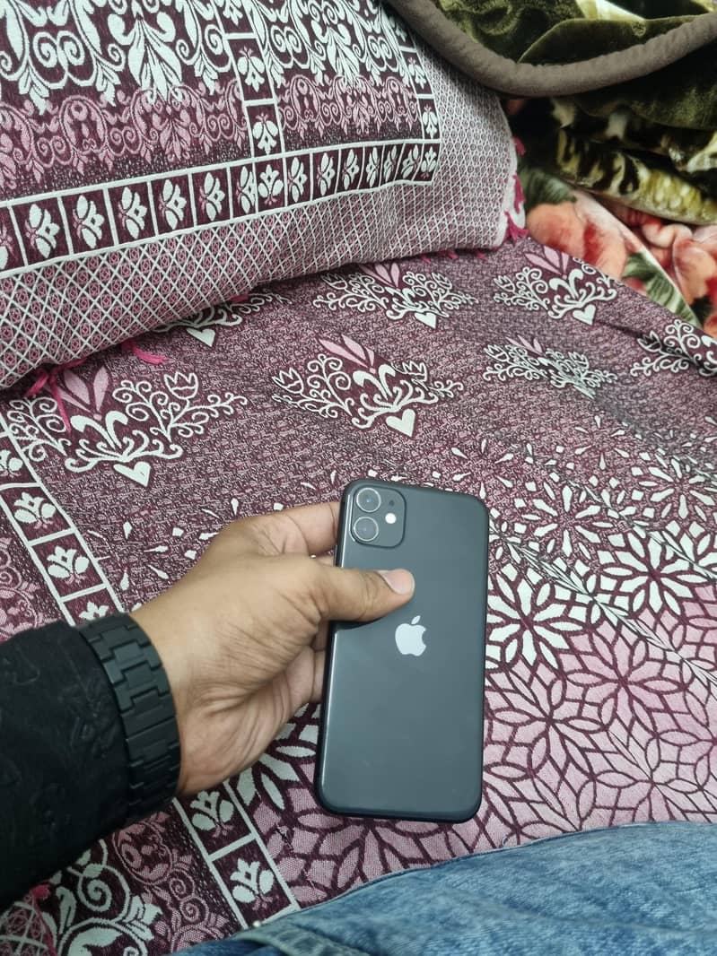 Apple iPhone 11 6