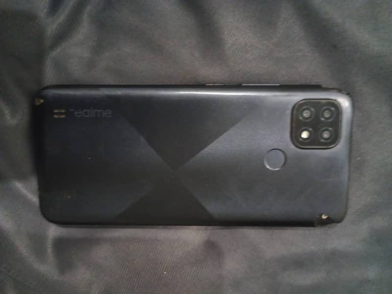 Realme C21 1
