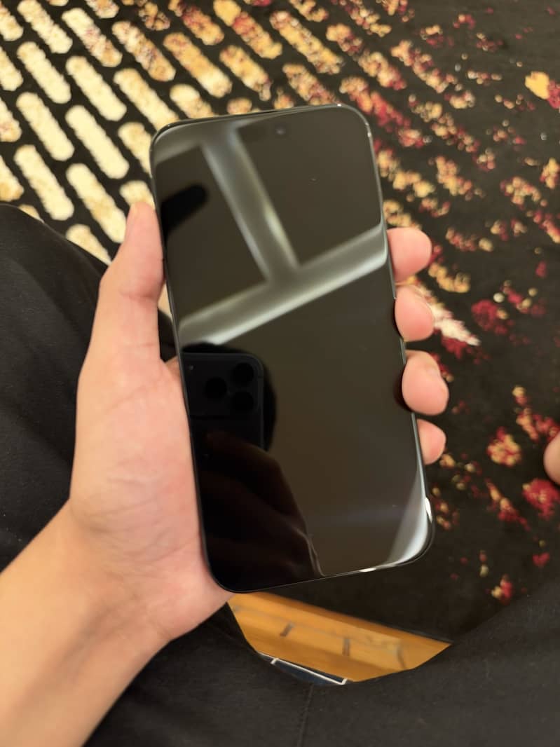 Apple iPhone 15 plus 2