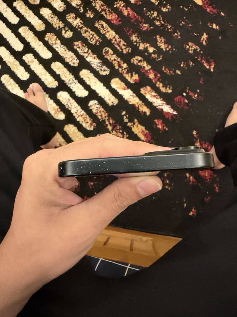 Apple iPhone 15 plus 5