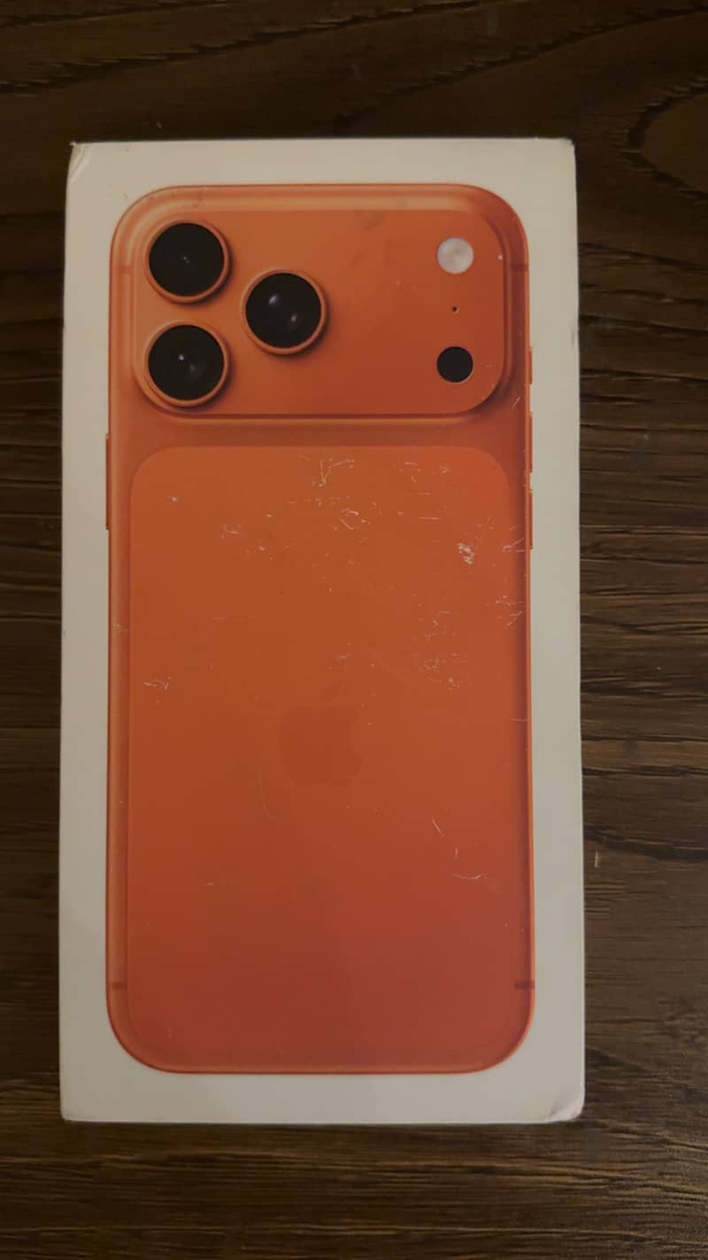 Apple iPhone 17 Pro Max 0