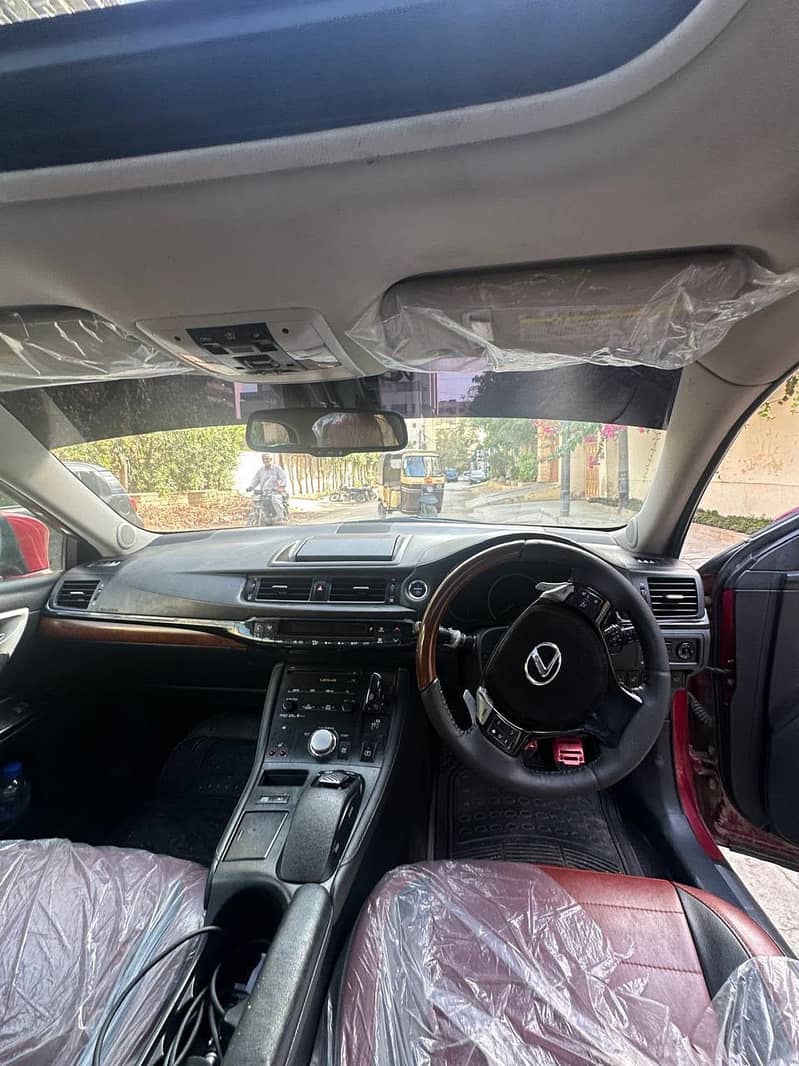 Lexus CT200h 2011 3
