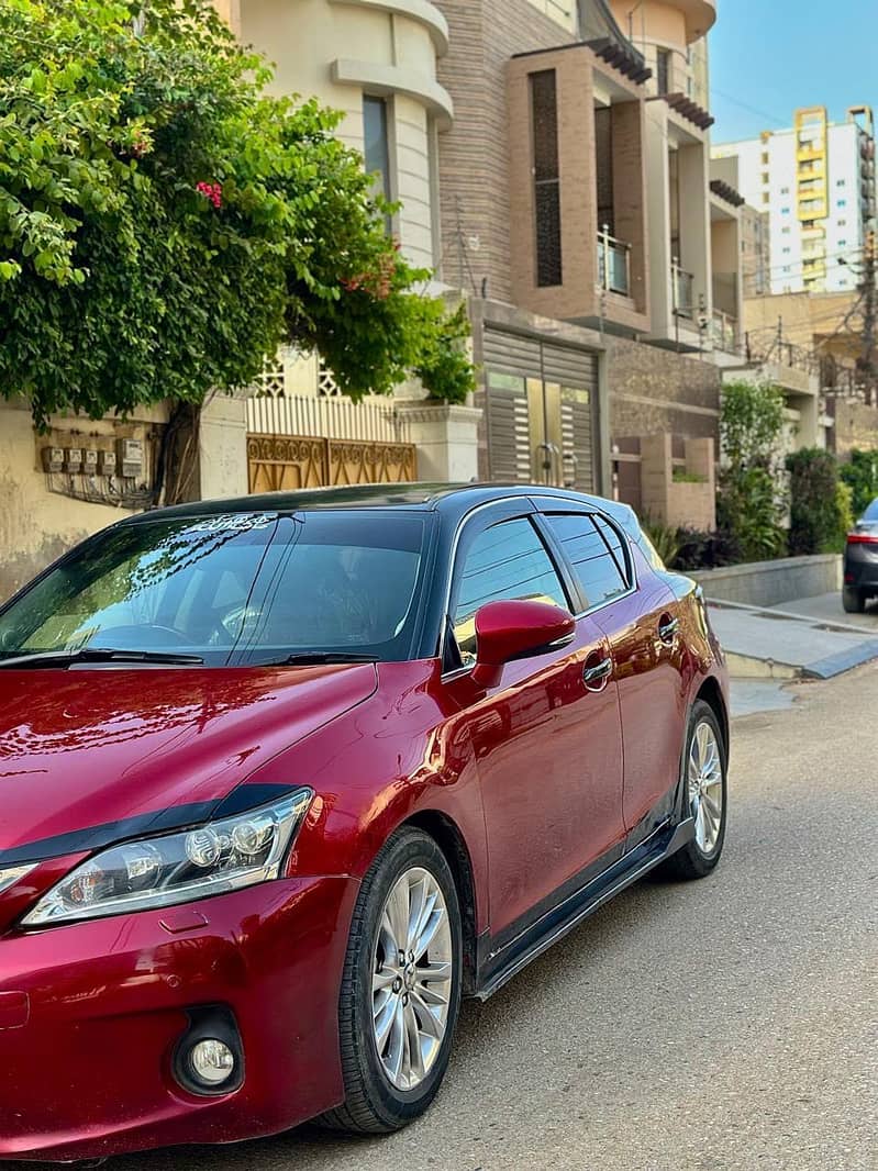 Lexus CT200h 2011 4