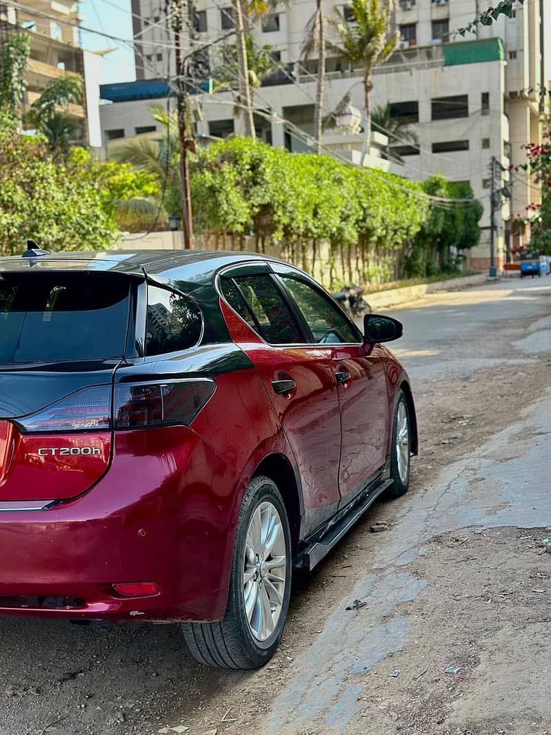 Lexus CT200h 2011 12