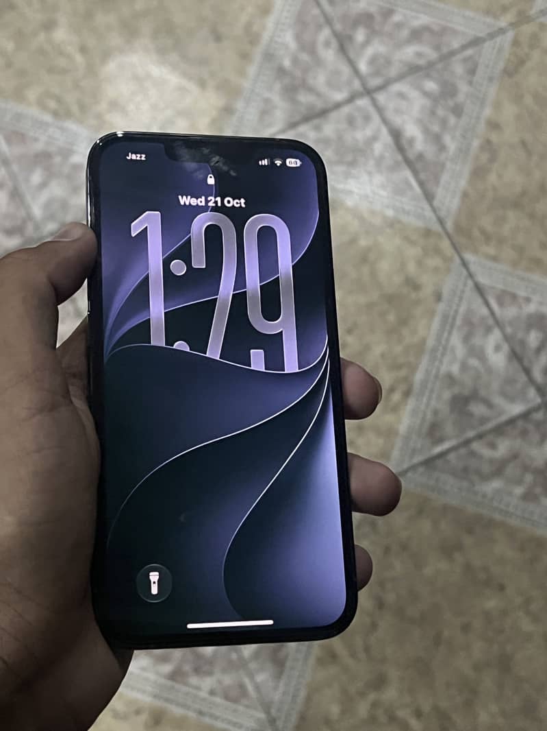 Apple iPhone 13 Pro 1
