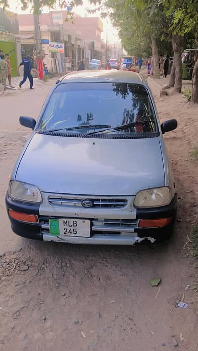 Daihatsu Cuore 2003