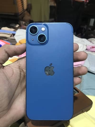Apple iPhone 13