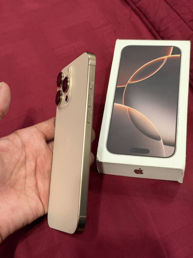 Apple iPhone 16 Pro Max 3
