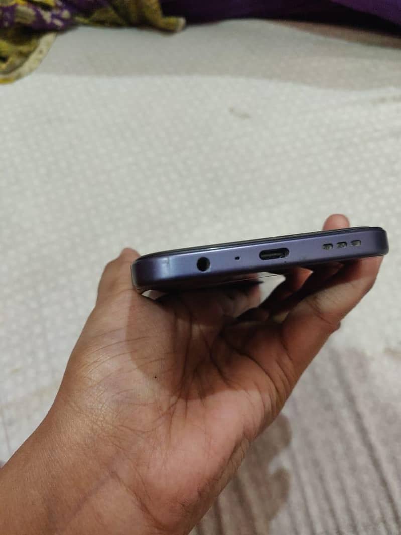 OPPO A6k 4