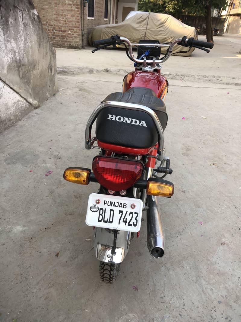 Honda CD 70 2