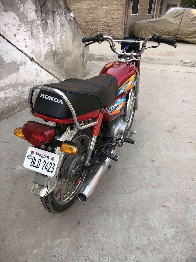 Honda CD 70 5