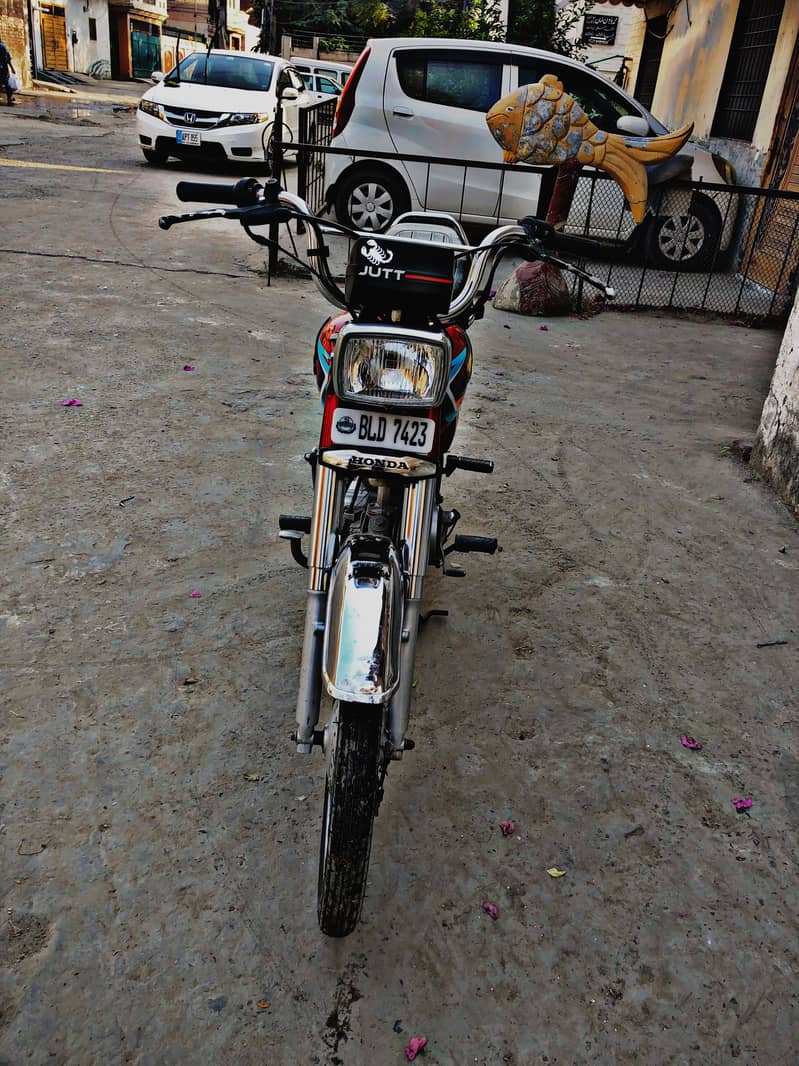 Honda CD 70 8