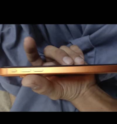 Apple iPhone 11 convert 17pro