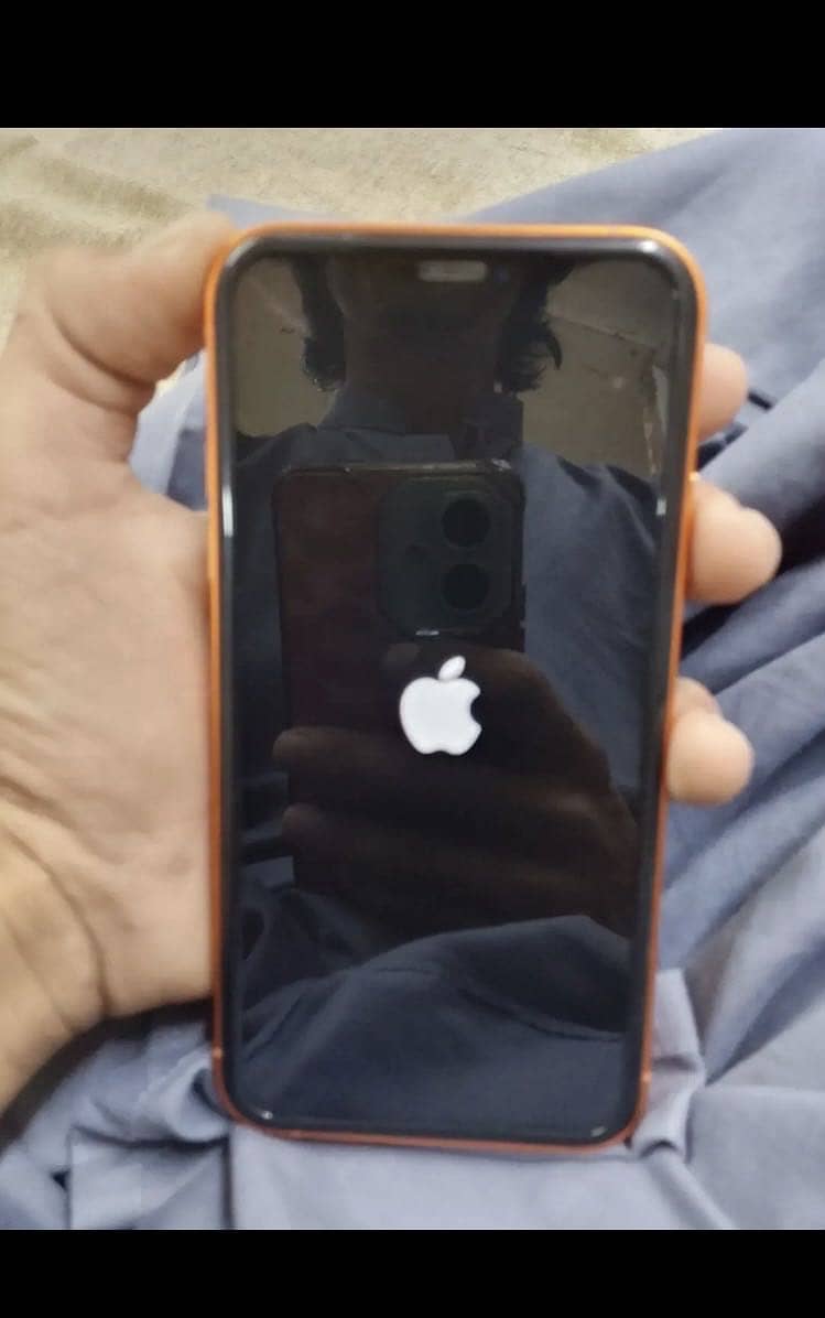Apple iPhone 11 convert 17pro 7