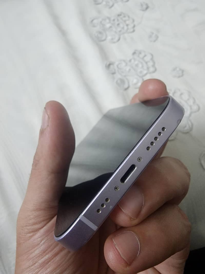 Apple iPhone 14 jv 3
