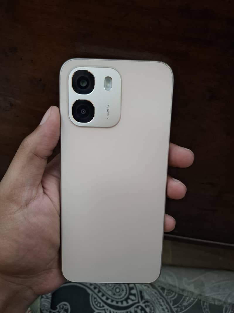 OPPO A6 0