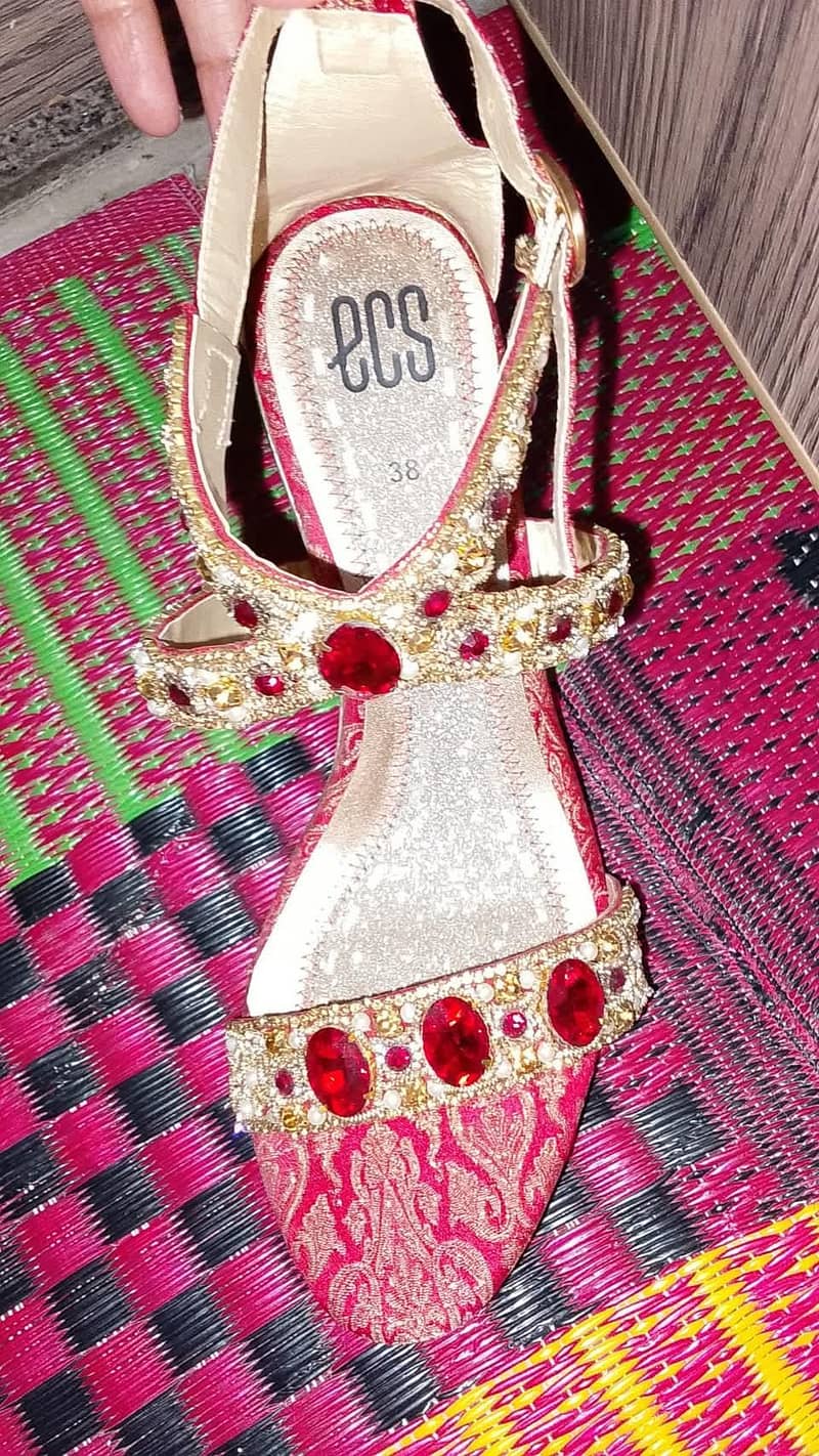sandals 3