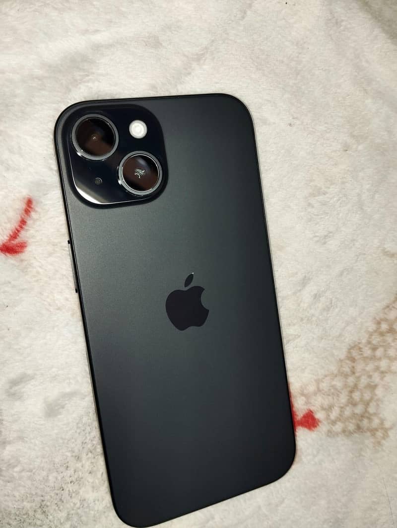 Apple iPhone 15 1