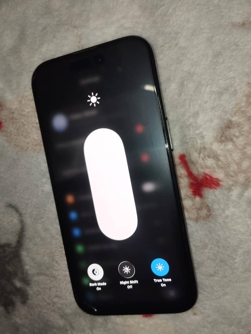 Apple iPhone 15 3