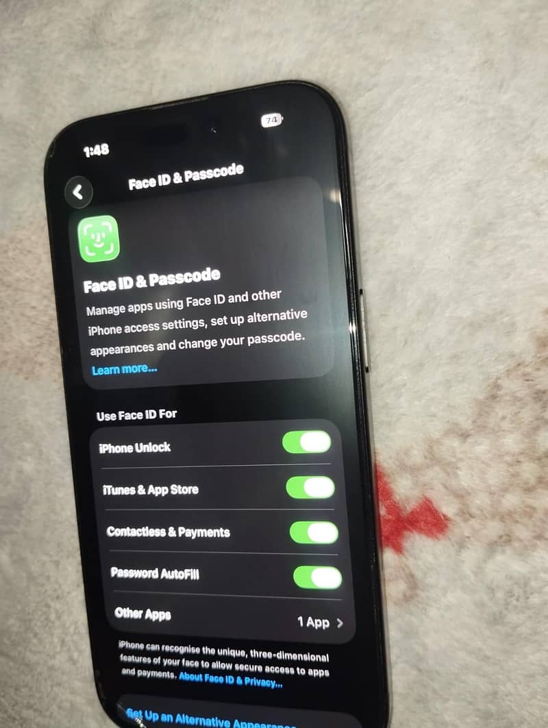 Apple iPhone 15 9