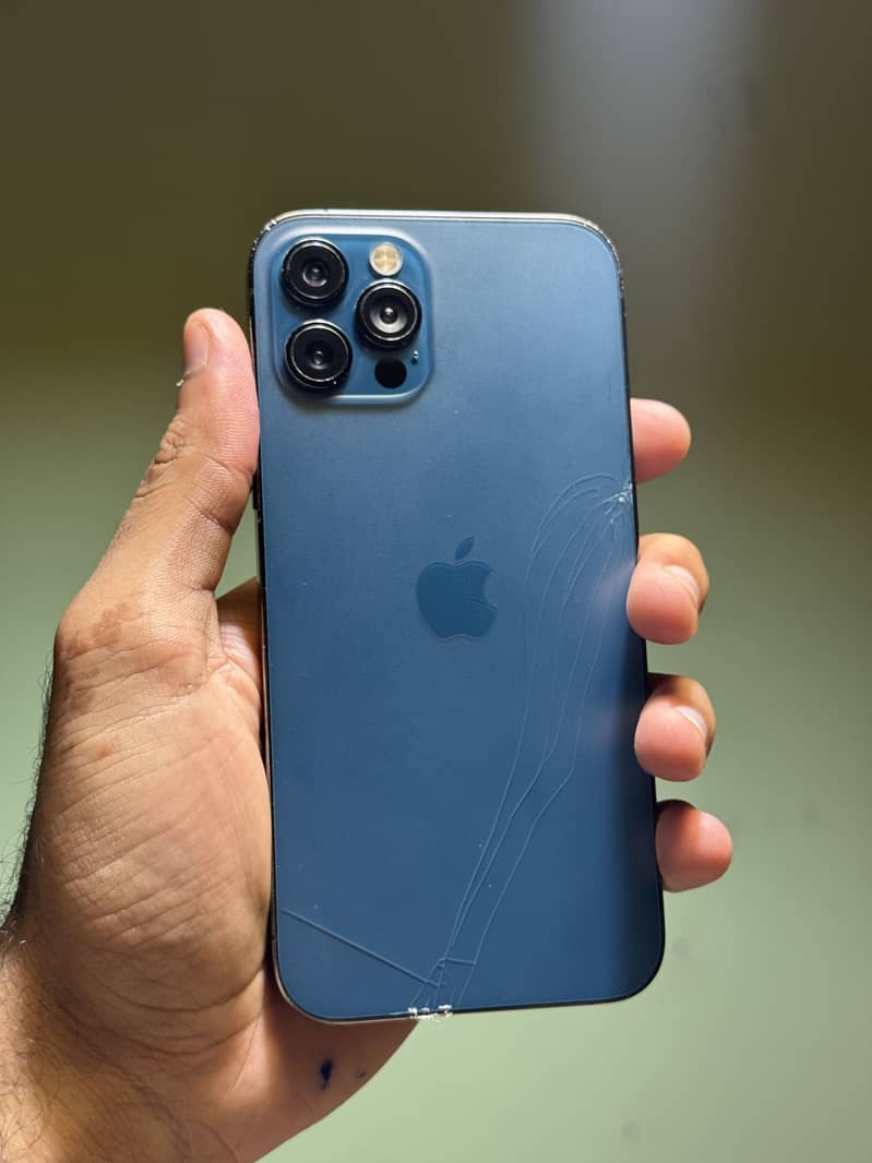 Apple iPhone 12 pro 0