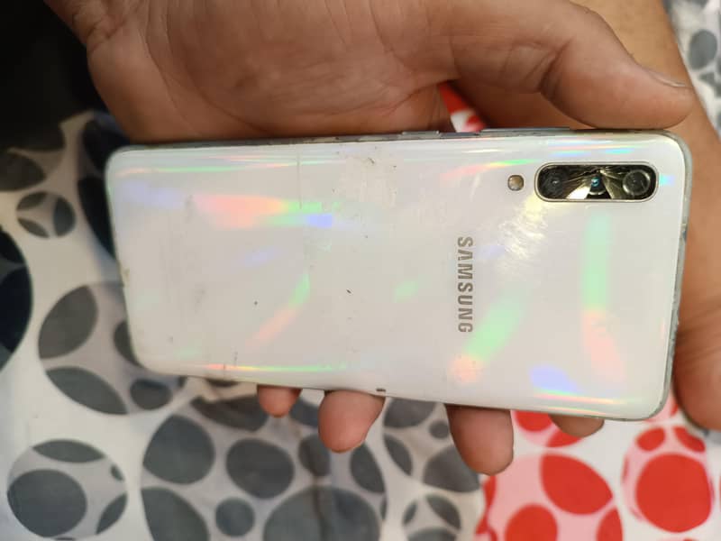 Samsung Mobile A70 2