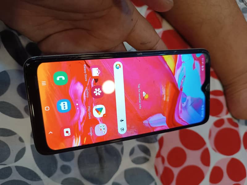Samsung Mobile A70 4