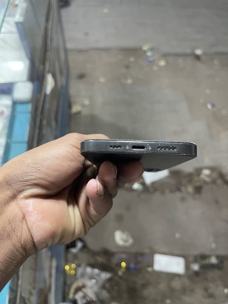 Apple iPhone 12 Pro 4