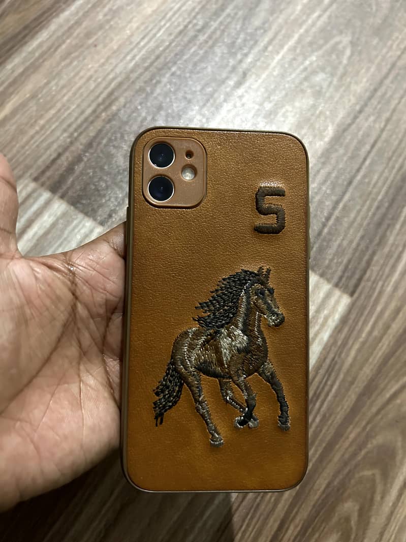 Apple iPhone 11 3