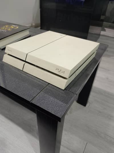 PS4 Fat Refurbished with Controllers (Good Condition)
