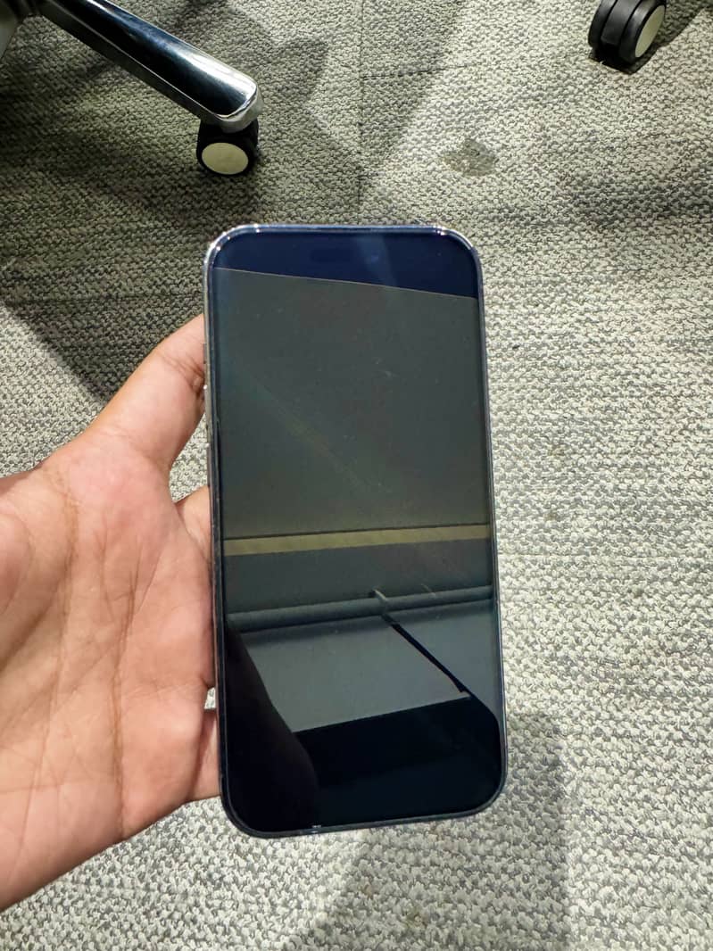 Apple iPhone 14 Pro 1