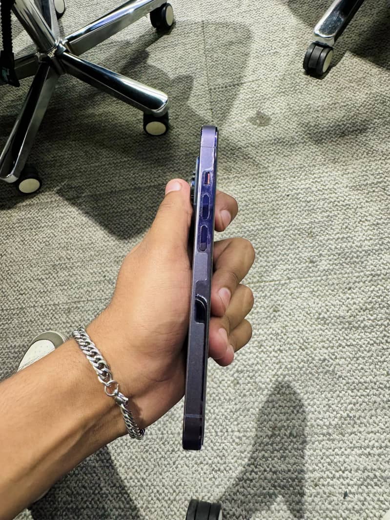 Apple iPhone 14 Pro 3