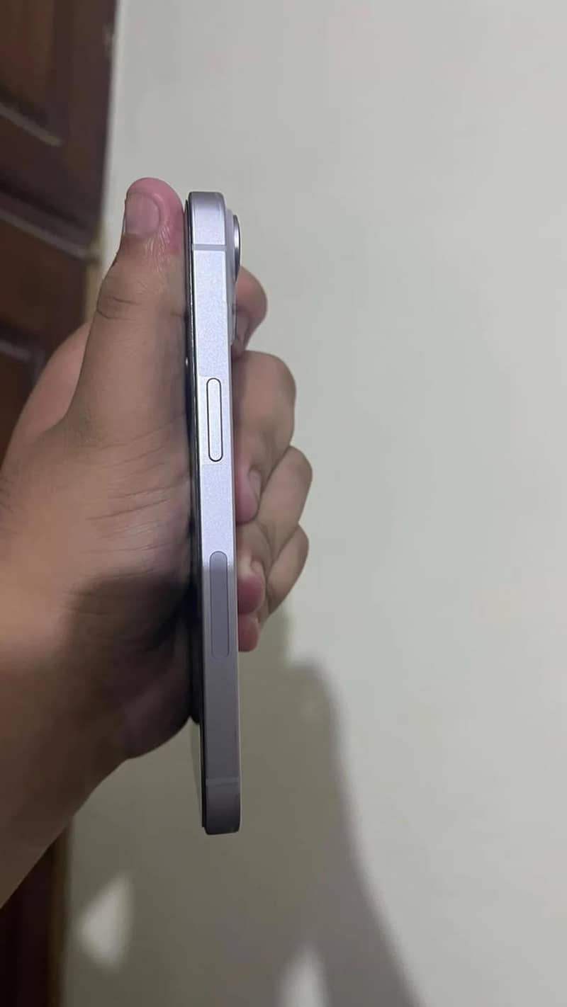 Apple iPhone 14 5