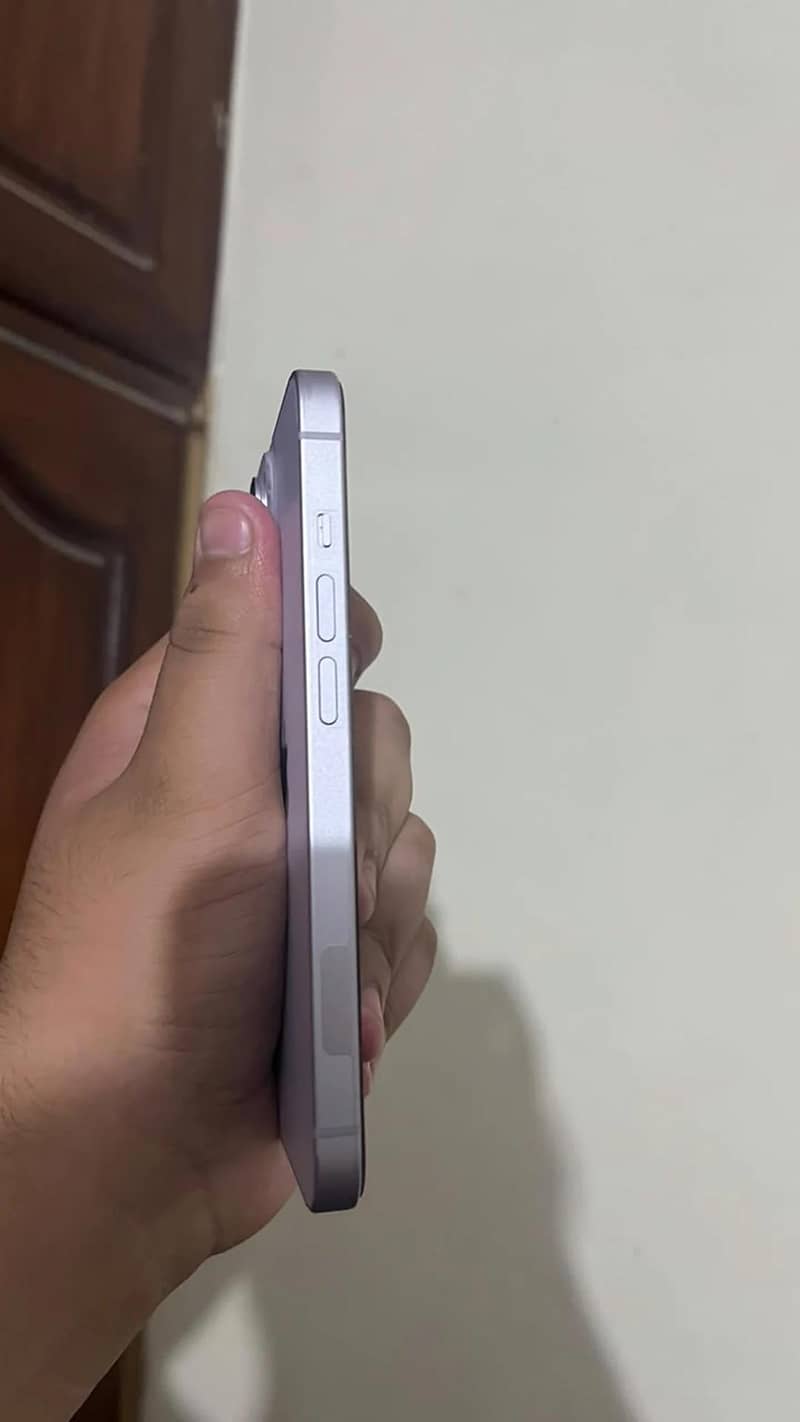 Apple iPhone 14 6