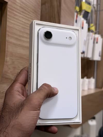 iphone 17 air 256 gb non pta factory unlock with box    13 14 15 16 18