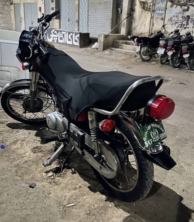Honda 125cc Non Euro - Standard Bikes - 1120699722