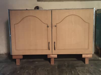 2 set  wardrobes 1 set 2 lock saprat door