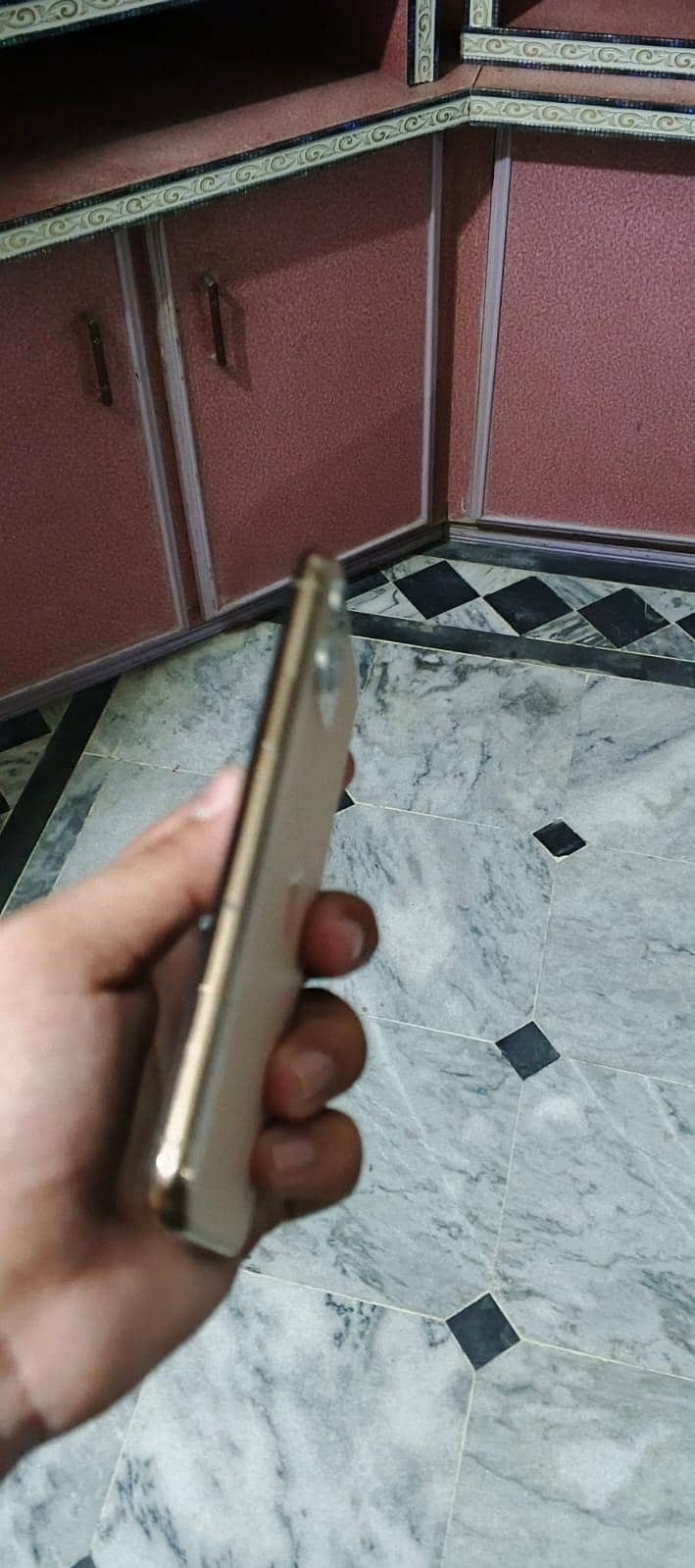 Apple iPhone 11 Pro 7