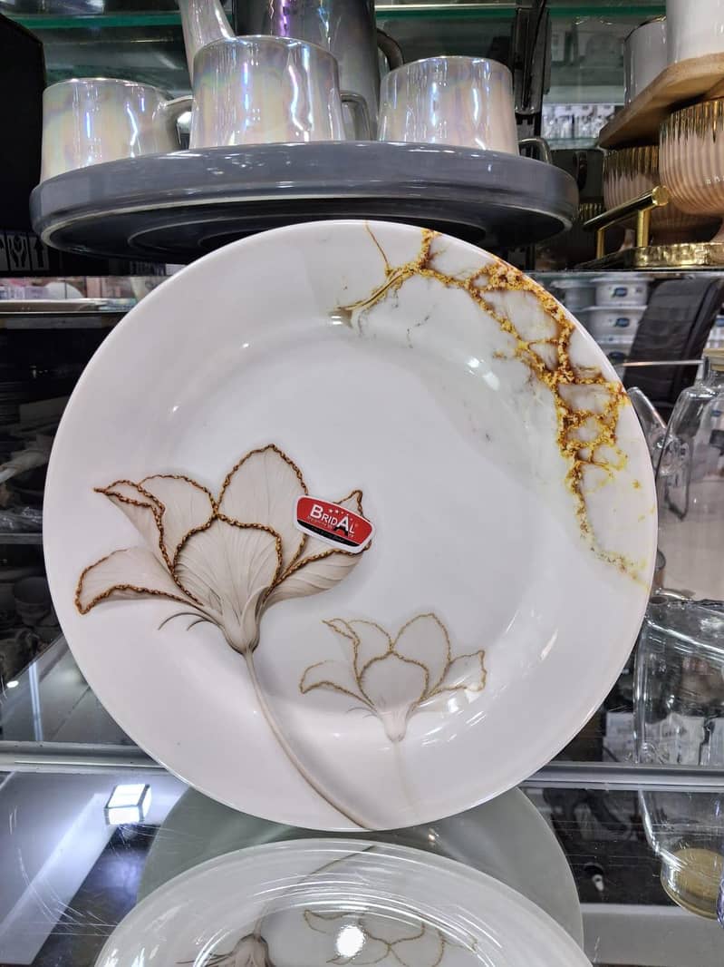 dinner seats 4