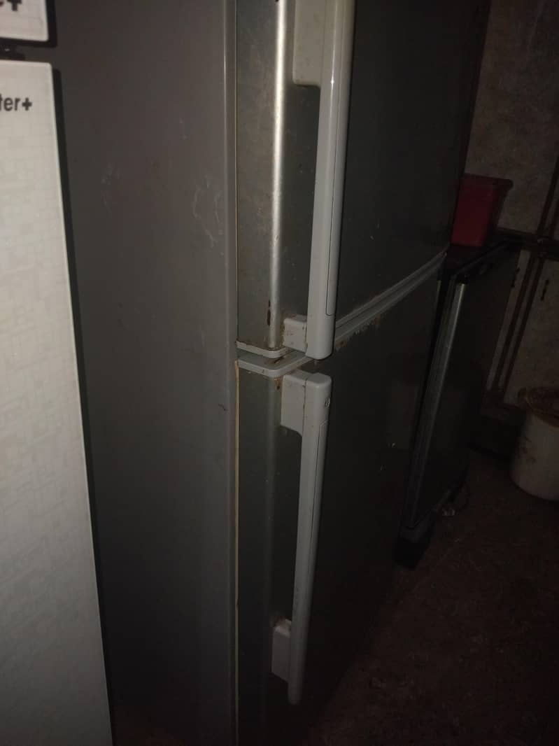 refrigerator 2