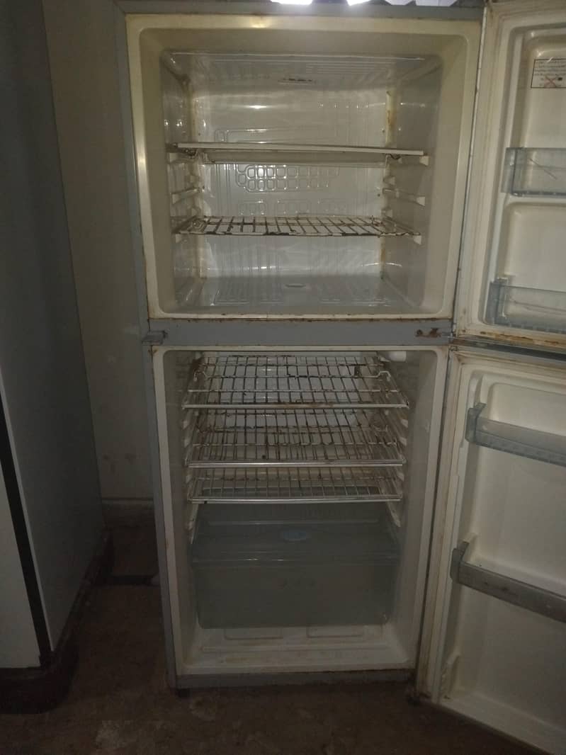 refrigerator 4