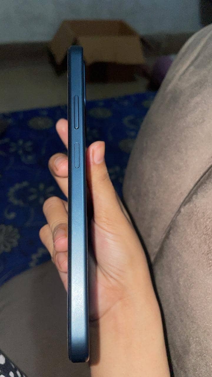 OPPO A6 4