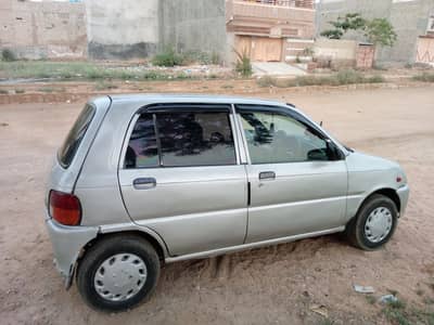 Daihatsu Cuore 2002