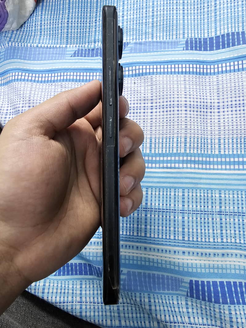 Xiaomi Redmi Note 13 Pro 3