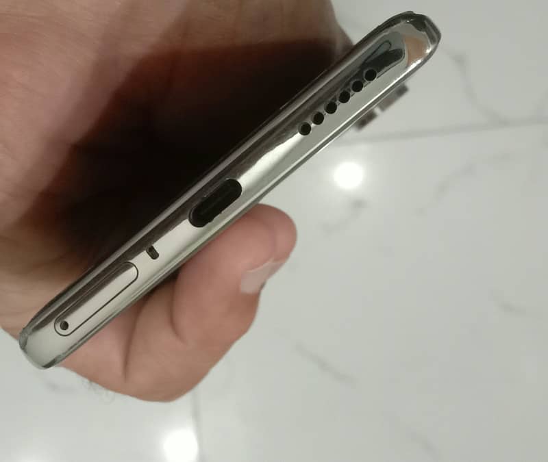 Tecno CAMON 40 Pro 1
