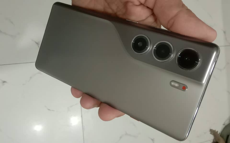 Tecno CAMON 40 Pro 2