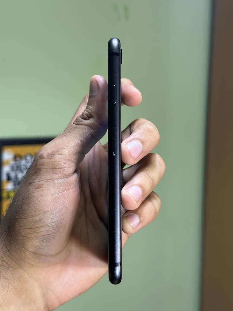 Apple iPhone 8 2